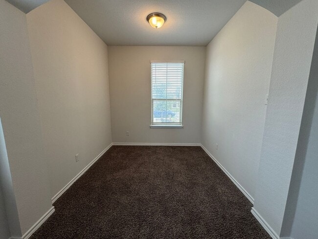 Building Photo - 6149 Lavaca Dr