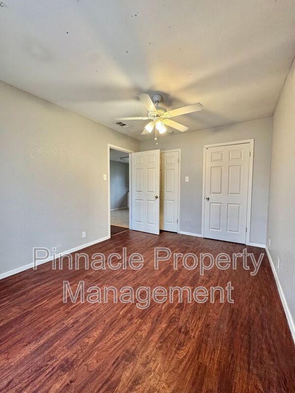 Building Photo - 1305 Richard St