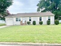 Building Photo - 180 Lori Cir