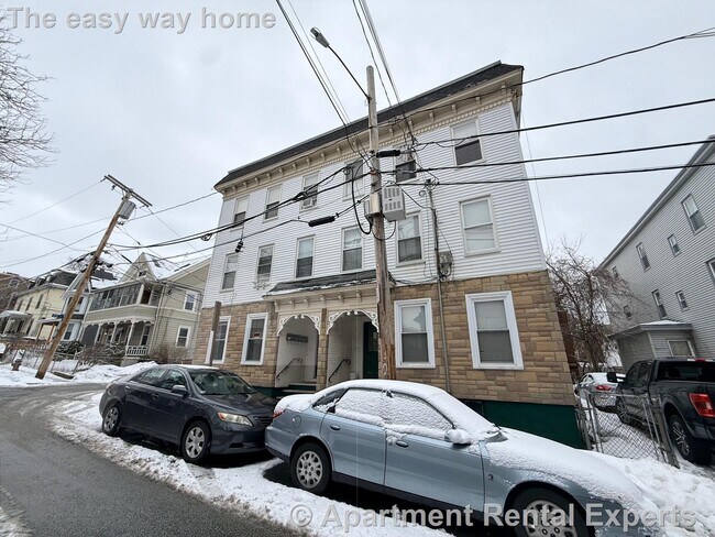 Building Photo - 15 Laurel St