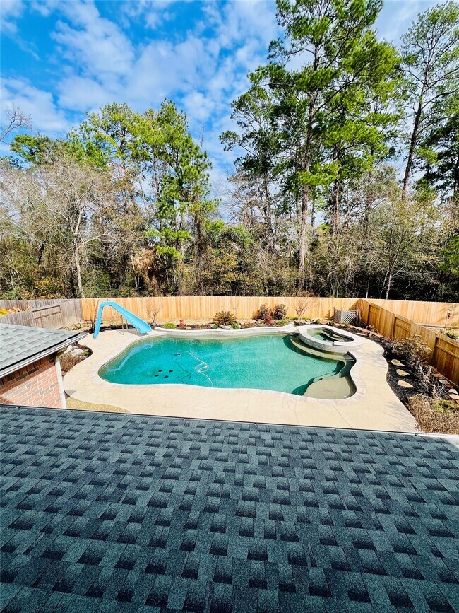 Building Photo - 27 E Shale Creek Cir
