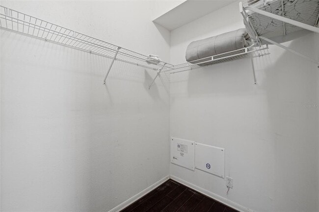 Building Photo - 4121 Key Thatch Dr