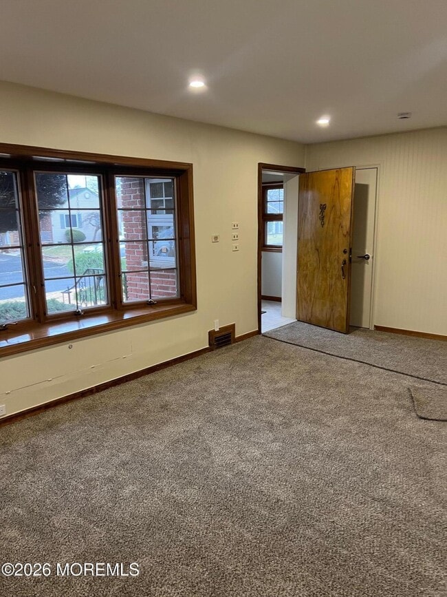 Building Photo - 126 N 24th St