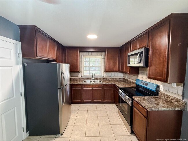 Building Photo - 459 Bay Shore Dr