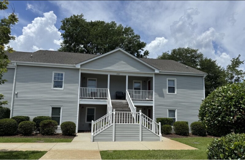 Building Photo - 2724 S 17th St