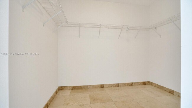 Building Photo - 21055 Yacht Club Dr