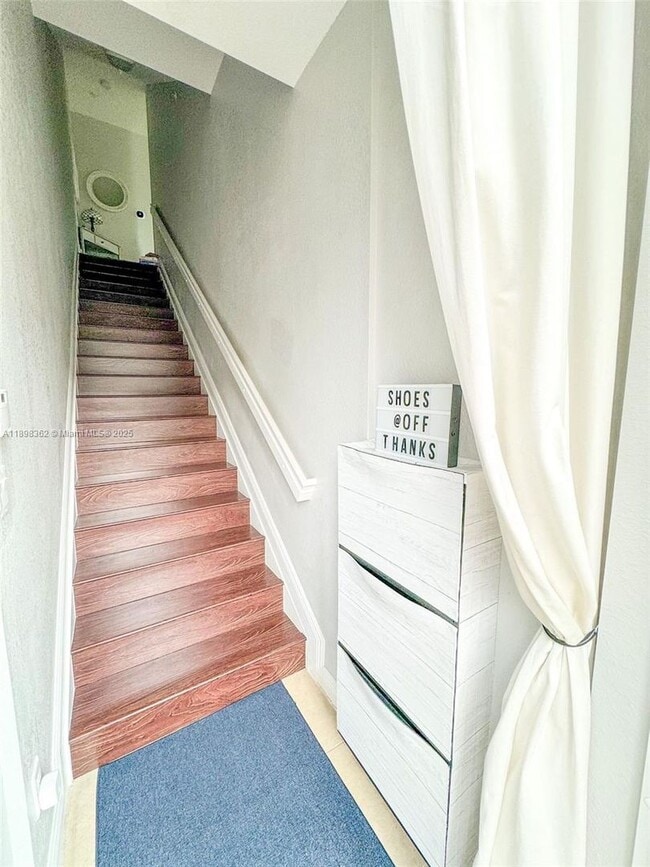 Building Photo - 1006 SW 147th Ave