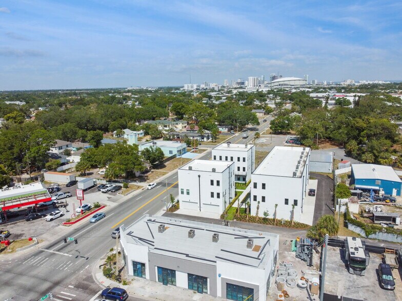 Building Photo - 2758 5th Ave S