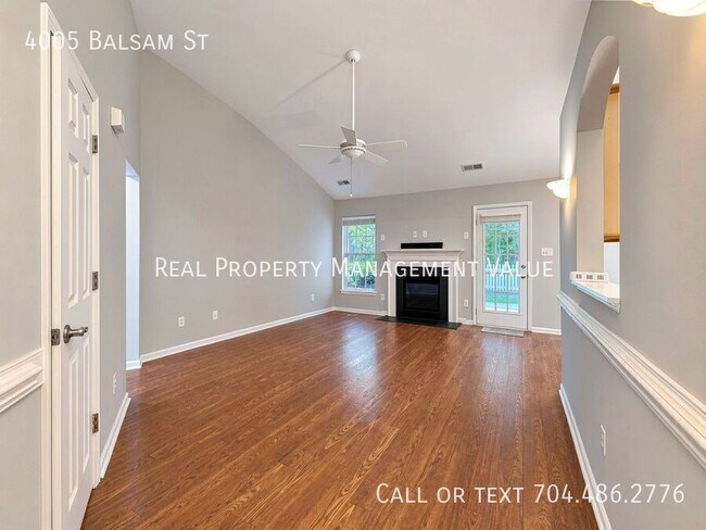 Building Photo - 4005 Balsam St