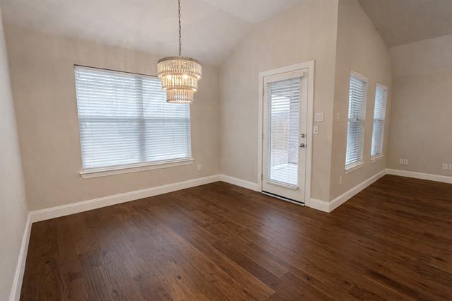 Building Photo - 3884 Banner Dr