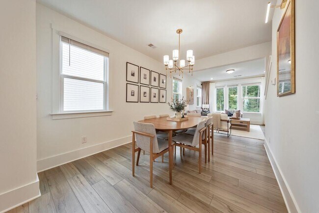 Building Photo - 1521 Layton Ln NW