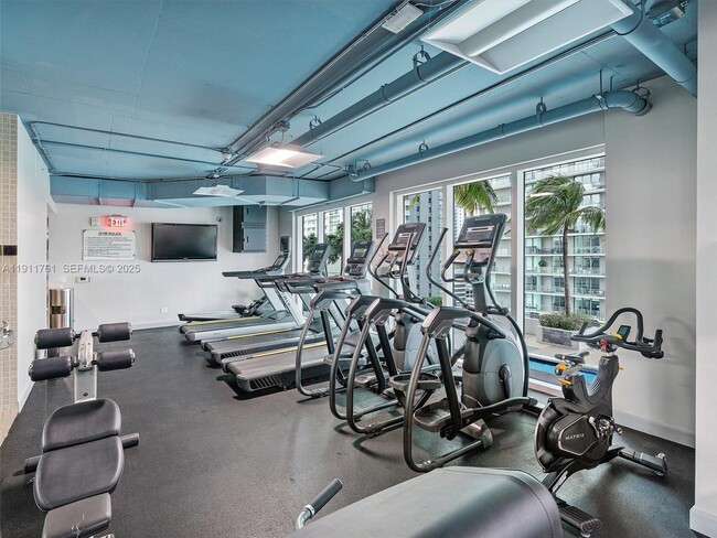 Building Photo - 60 SW 13th St