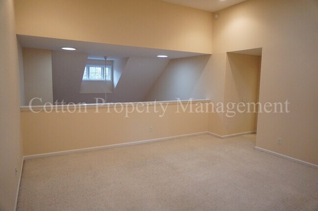 Building Photo - 7511 Promontory Ct