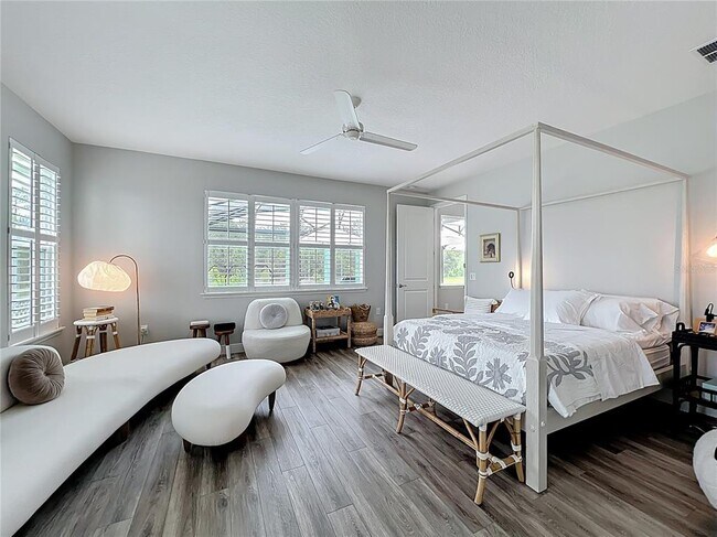 Building Photo - 10224 South Bay Lake Rd