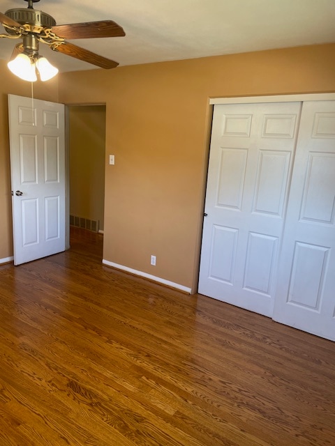 Building Photo - 9040 Crest Oak Ln