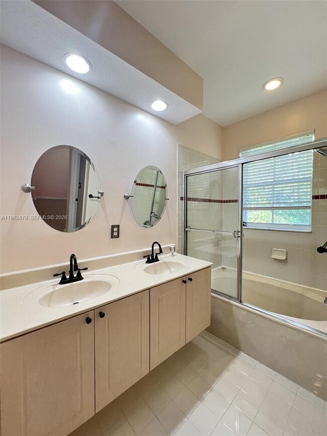 Building Photo - 3124 Merrick Terrace