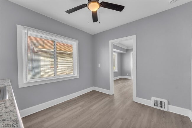 Building Photo - 10613 Sandusky Ave