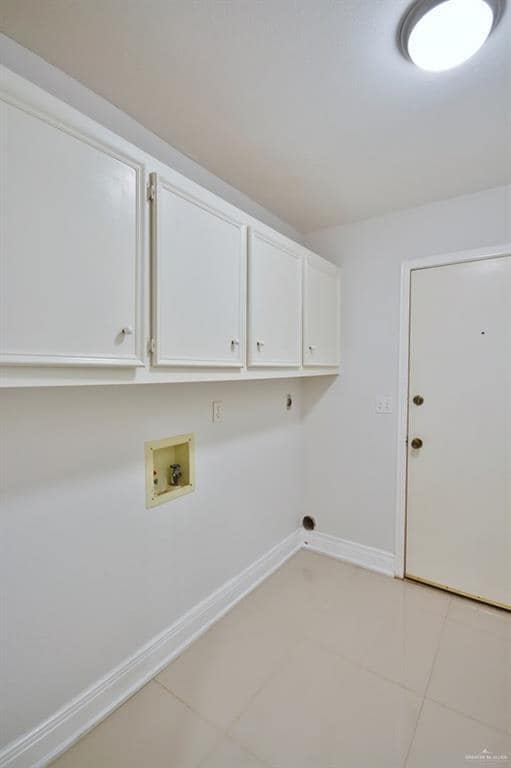 Building Photo - 23 Xanthisma Ave