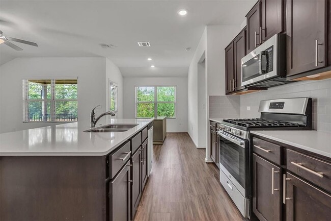 Building Photo - 4016 Fort Collins Way