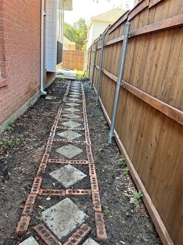 Building Photo - 9005 Crown Point Cir