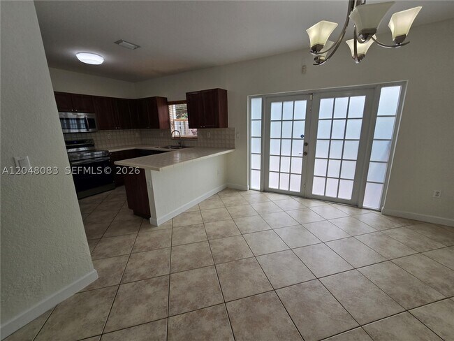 Building Photo - 14758 SW 9th Ln