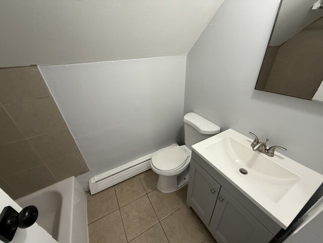 Building Photo - 23 Bermuda Cir