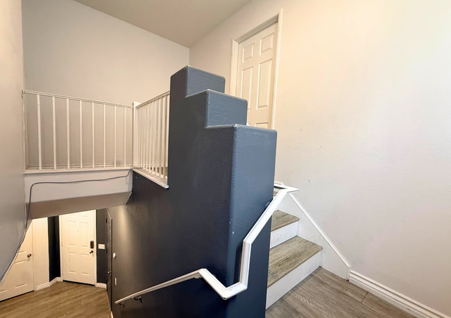 Building Photo - Updated Home with Modern Kitchen, Fireplace & Private Backyard