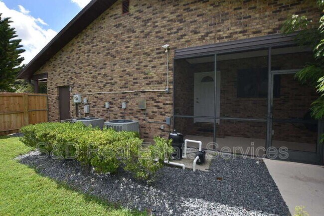 Building Photo - 4745 Highlands Pl Cir