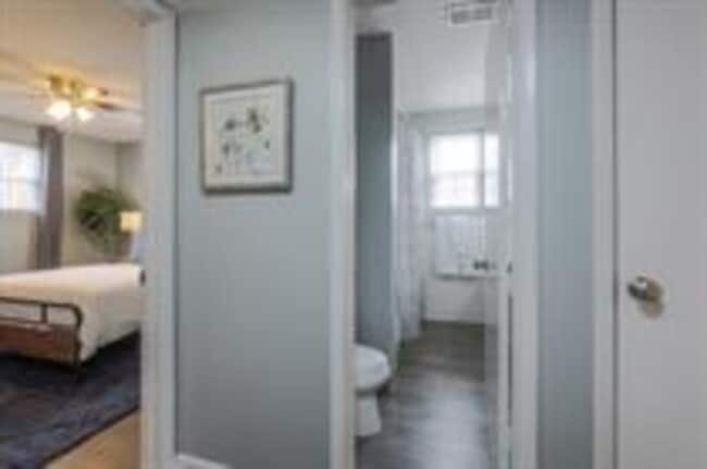 Building Photo - 8327 Lowell Ave