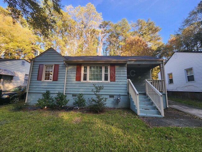 Primary Photo - 2992 Palm Dr