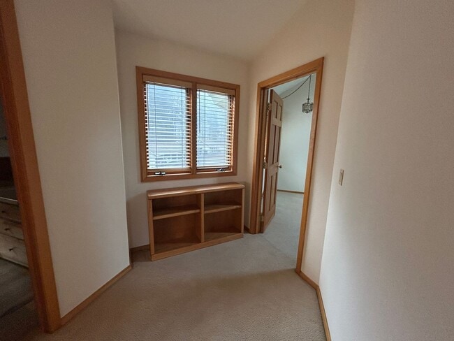 Building Photo - 2 Bedroom with Loft on Private Golf Course, Amazing Views!