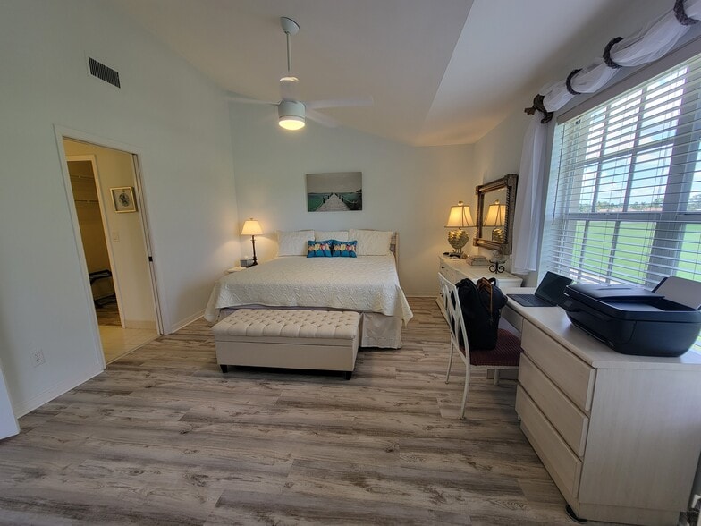 Master Bedroom - 8371 Grand Palm Dr