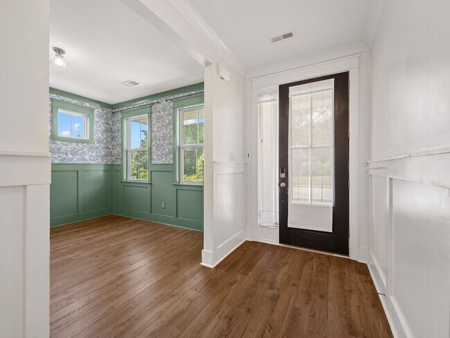 Building Photo - Beautiful 4 bedroom 3.5 Bath home Duncan, SC