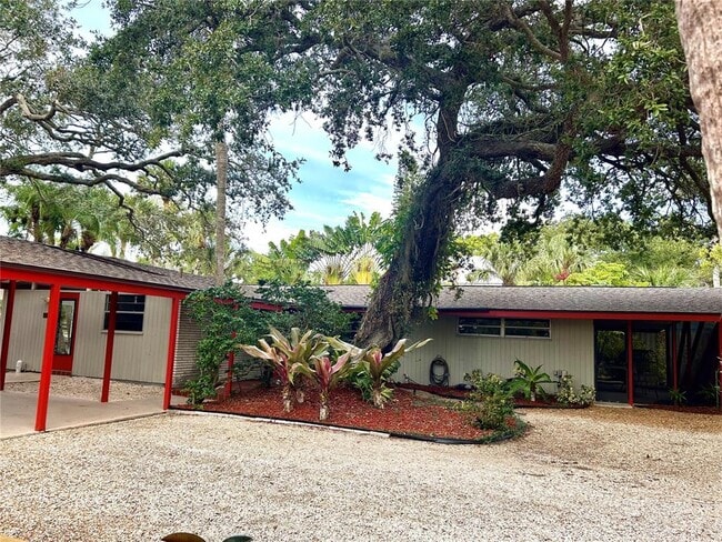 Building Photo - 4830 Higel Ave