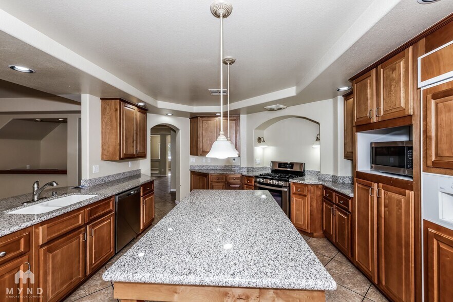 Building Photo - 8467 Cambria Cellars Ct