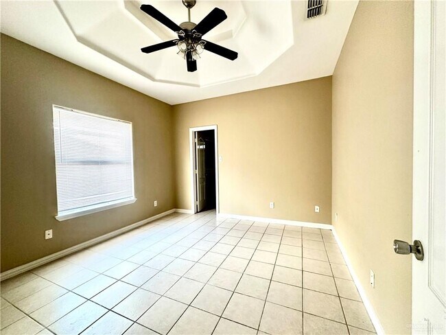 Building Photo - 2013 Agua Fina Ave
