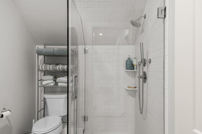 Building Photo - 42 Almy St