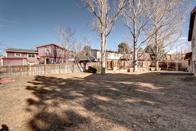 Building Photo - Charming Cul-De-Sac Home Near Downtown Castle Rock. Fantastic Fenced Backyard!