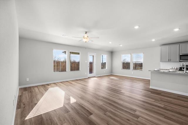 Building Photo - 6653 Vly Lk Ln