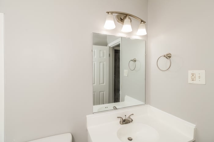 Building Photo - 2738 Antler Dr W