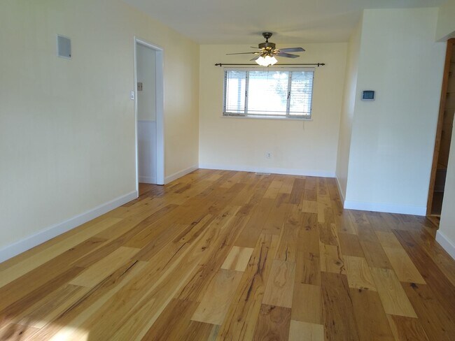 Building Photo - University Hills  Adorable 2 Bed 1 Bath Home with HUGE Fenced Yard, Central Air/Heat, Garage and ...