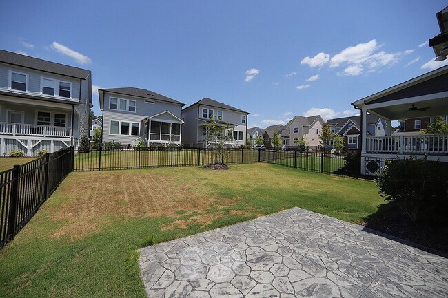 Building Photo - 24 Plenty Ct