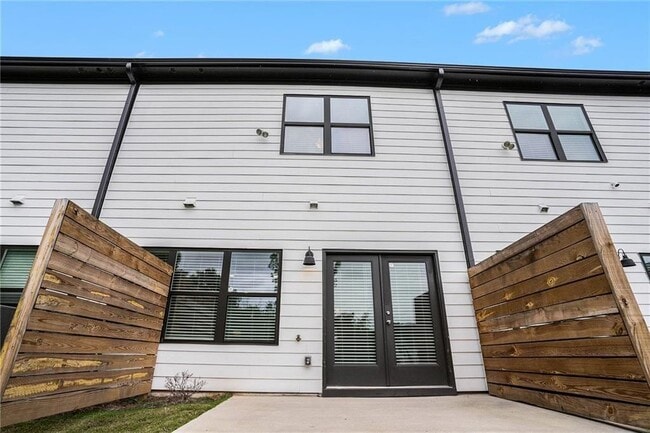 Building Photo - 1341 Parc Bench Rd