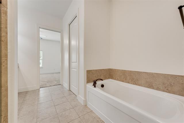 Building Photo - 3009 Solana Cir