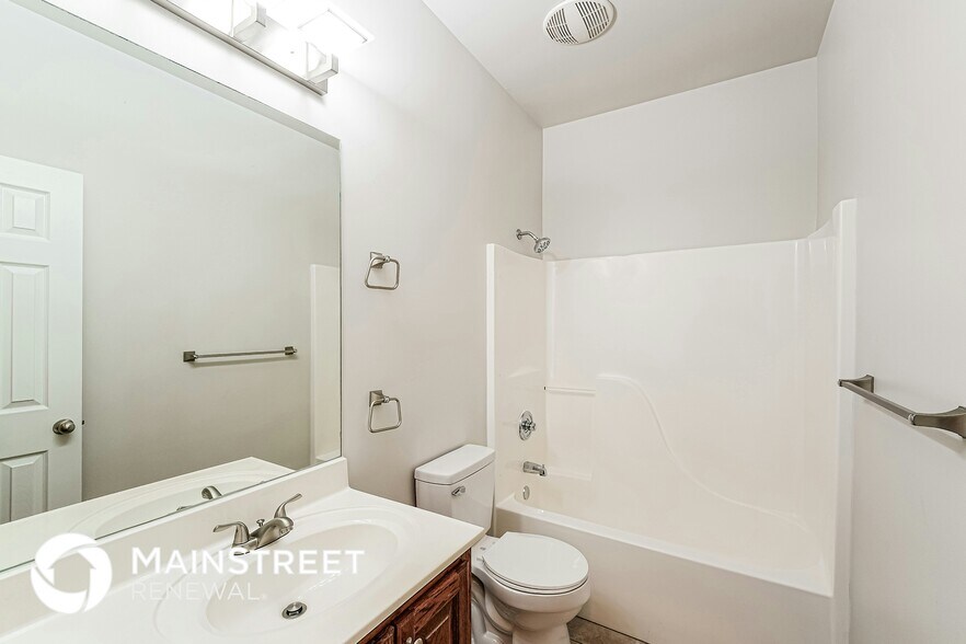 Building Photo - 140 Camellia Ln