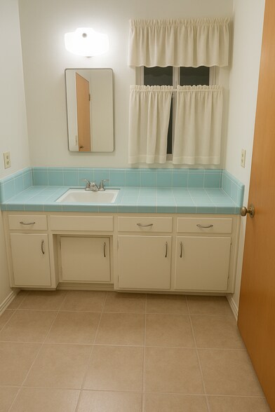 Building Photo - 5153 Sepulveda Ave