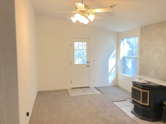 Building Photo - Mountain Living. 3 bedroom 2 bath home in Pecos, NM.