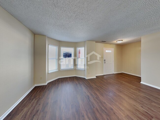 Building Photo - 12897 E 131st St