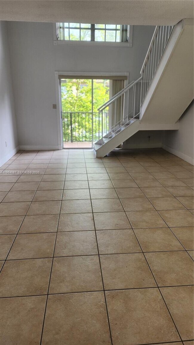 Building Photo - 8600 SW 109th Ave