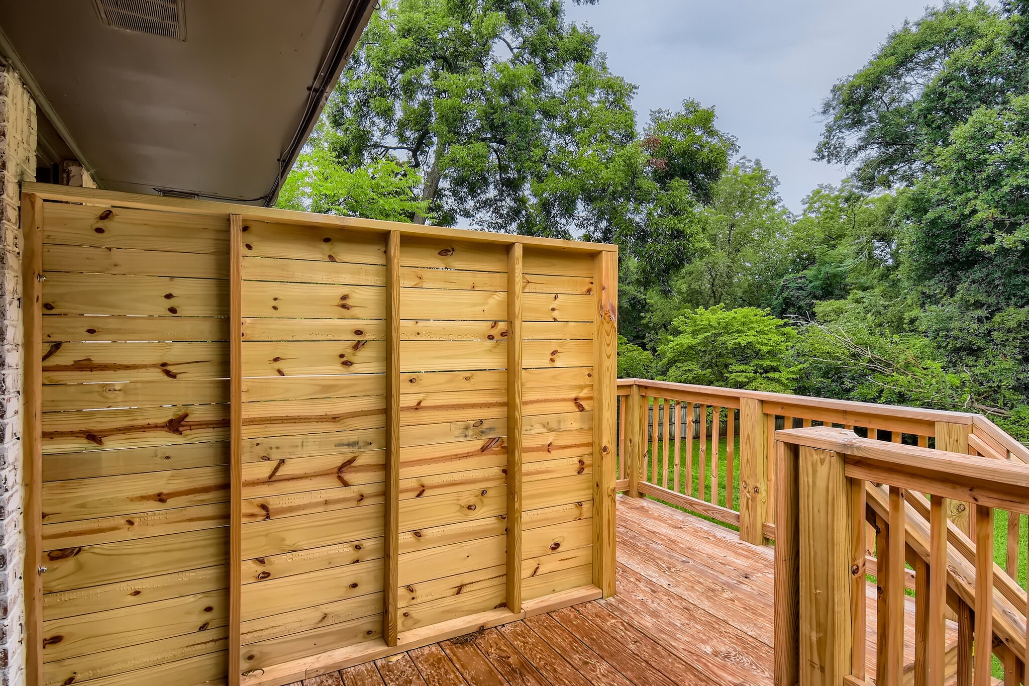 Building Photo - Room in Apartment on Cleveland St